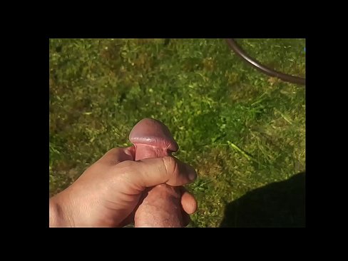 ❤️ Heta heta tjejen får sin rosa fitta knullad och kommer med en spruta i en sommarträdgård Super sex at porn sv.justindianpornx.ru